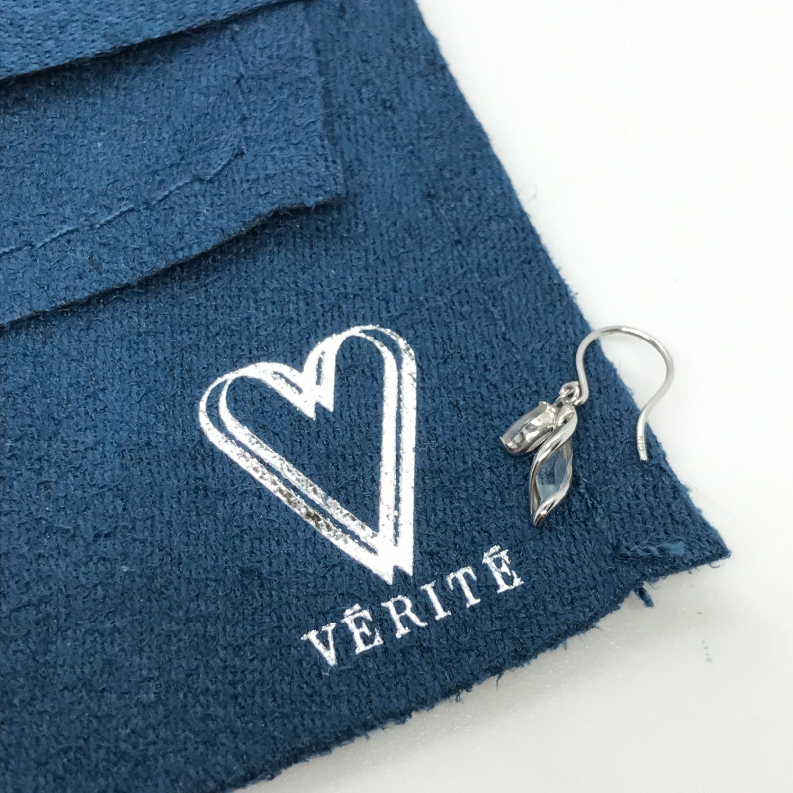 VERITE ベリテ K10ブルートパーズピアス ホワイトゴールド 片耳のみ