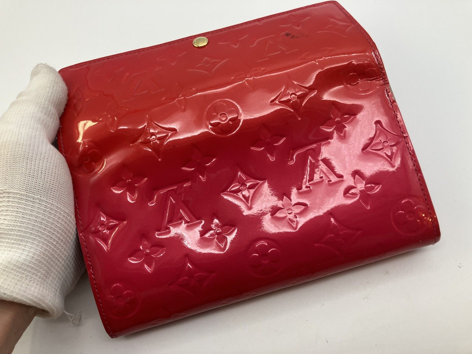 ルイヴィトン ヴェルニ ポルトフォイユ サラ　モノグラム　箱説明書付き ルイヴィトン ヴェルニ ポルトフォイユ サラ モノグラム 箱説明