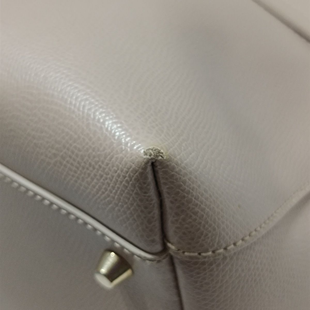 美品　FURLA フルラ　パイパー　M ハンドバッグ　レザー　ピンクベージュ FURLA - FURLA フルラ パイパー Mサイズ 新品 サッビア
