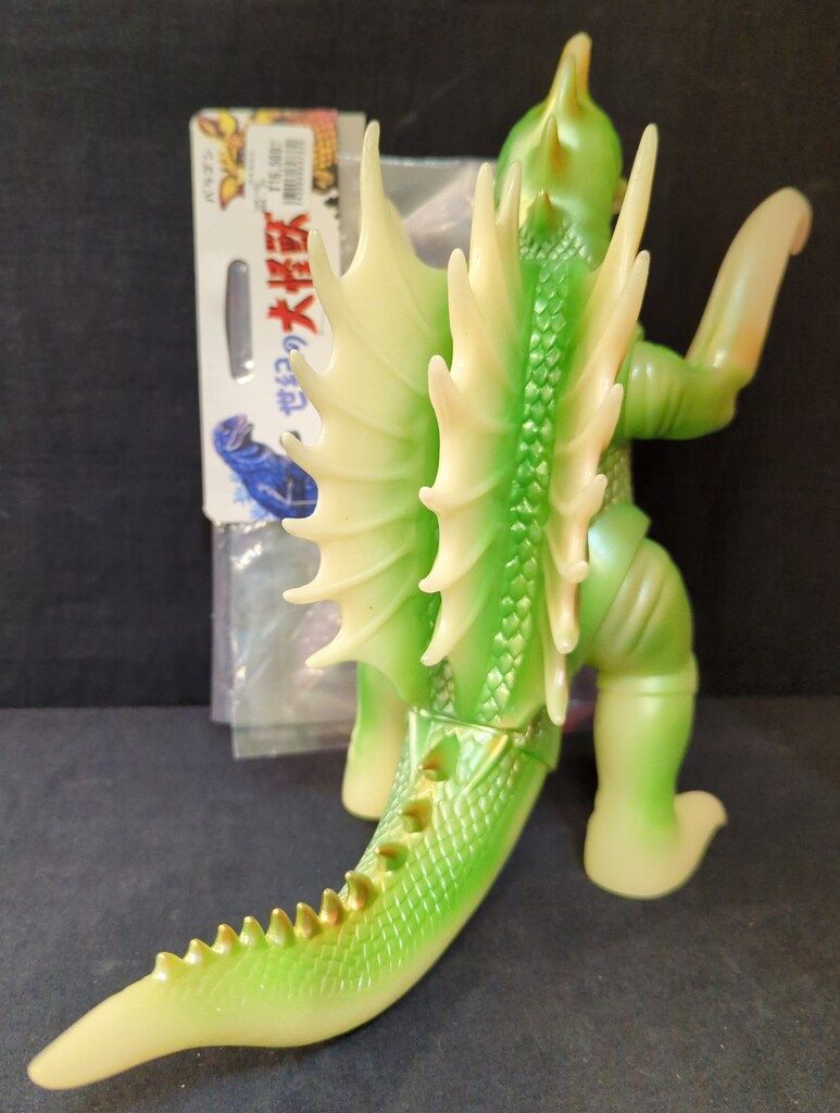 マルサン ガイガン350 GID 蓄光成型 緑メタ-金-銀スプレー