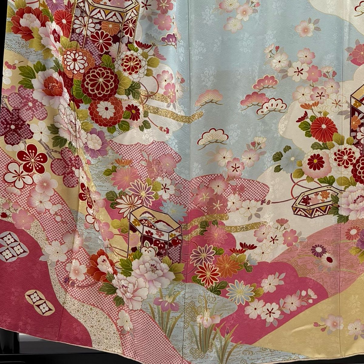 FN15＊美品＊貝桶＆花＊珊瑚色＊高級感あり＊無双＊振袖用＊長襦袢＊１２９ｃｍ fit=scale-down,w=1200