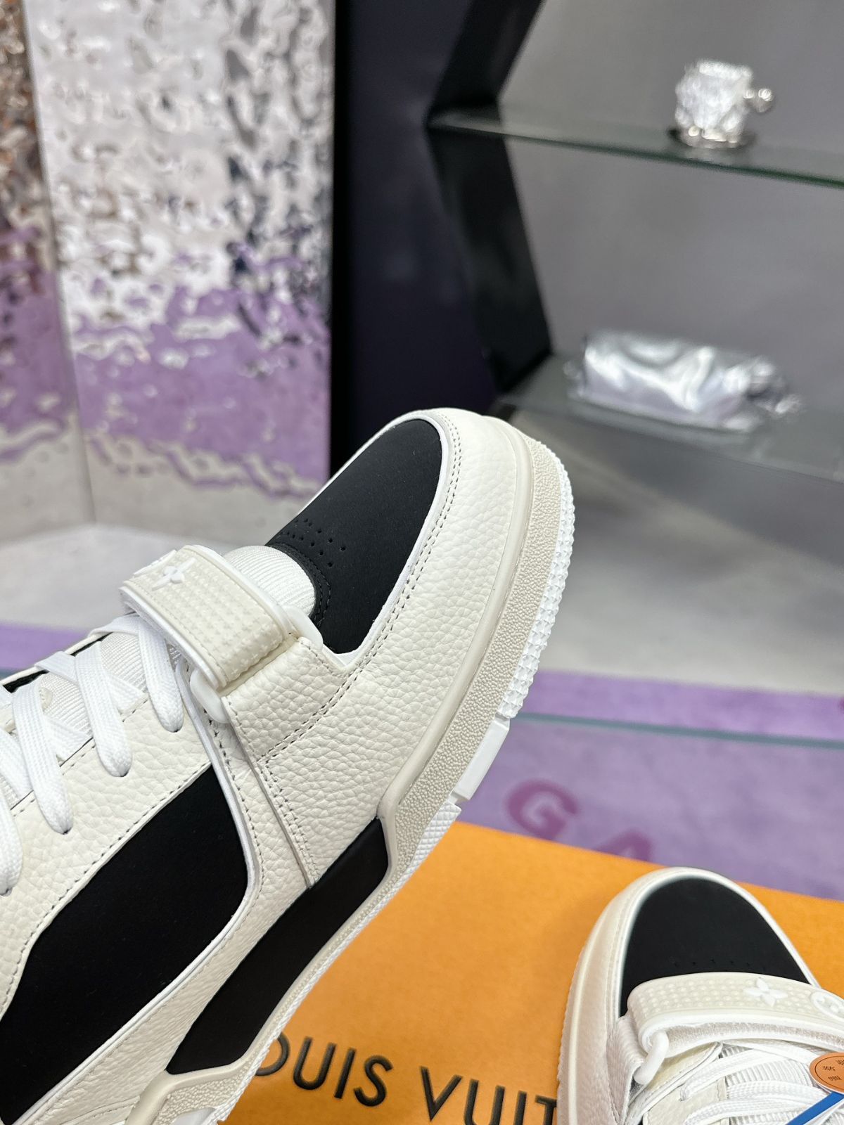 Vuitton trainer