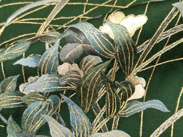 平和屋本店□極上 訪問着 総刺繍 花蝶文 金糸 千歳緑色地 逸品