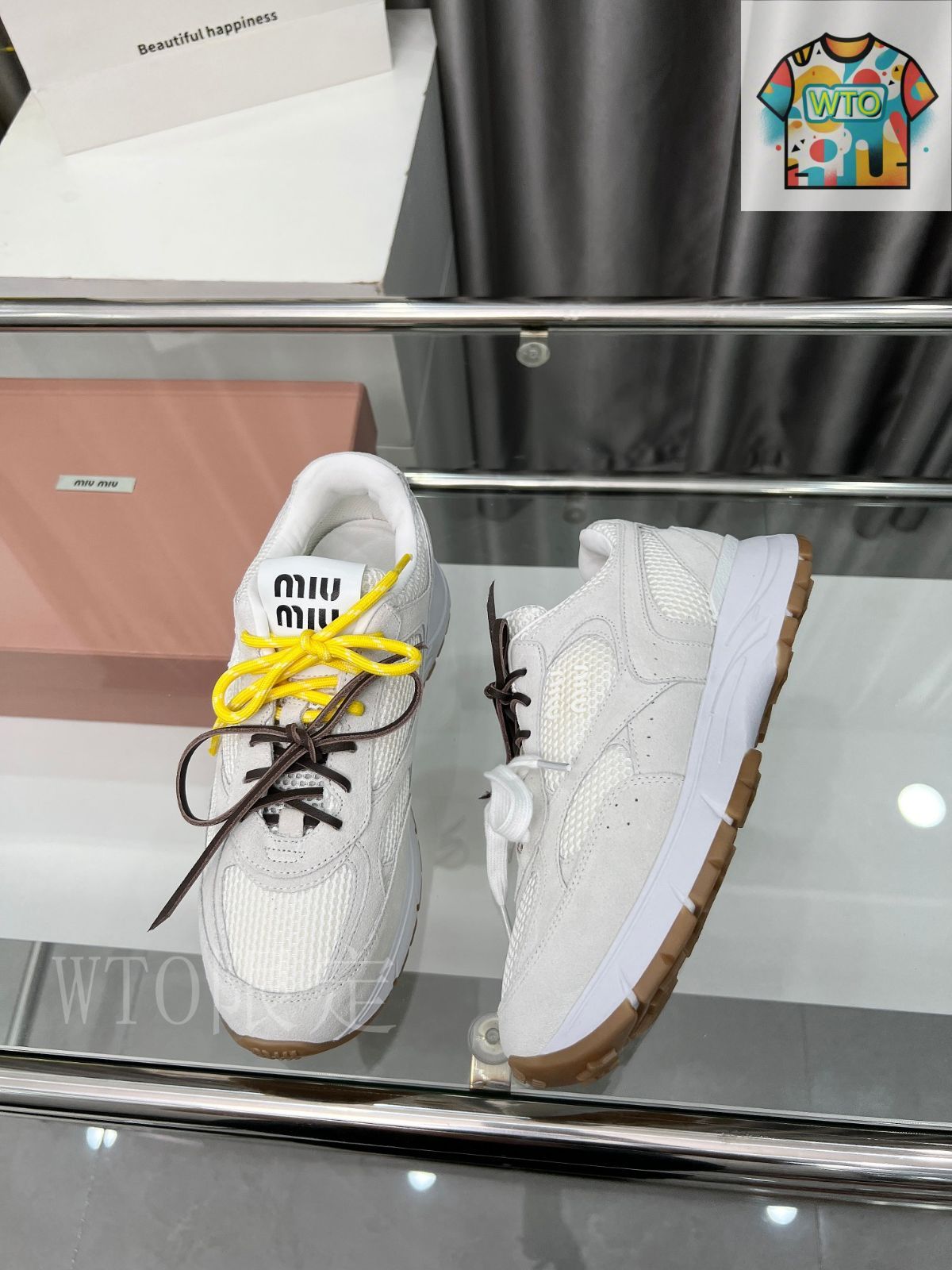 MIU MIU ミュウミュウ Sneakers メッシュスニーカー 5E7260 スポーティーなデザイン》【miumiu】メッシュ スニーカー