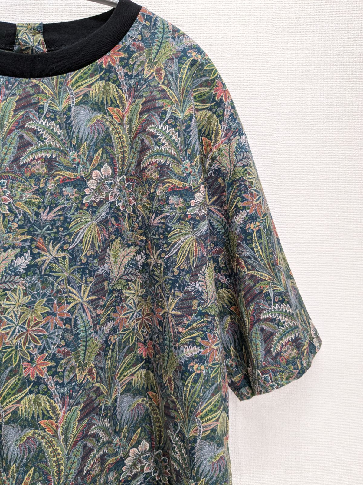 ADIEU TRISTESSE アデュートリステス ビギ リバティプリントリブ付きブラウス