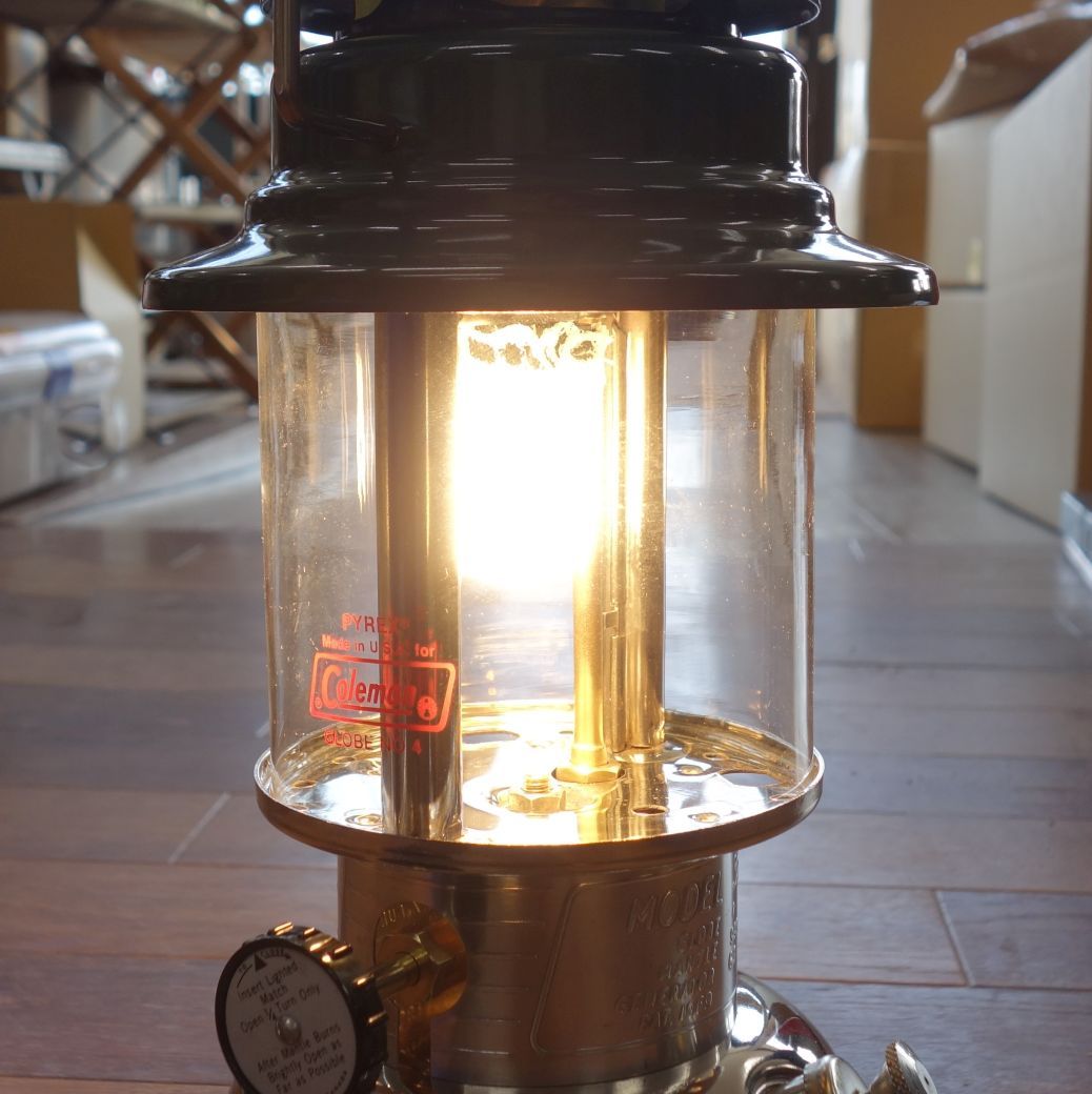 【ヴィンテージ】 コールマン ランタン 335 1984年2月製造 コールマン Coleman ワンマントルランタン 335 CANADA カナダモデル