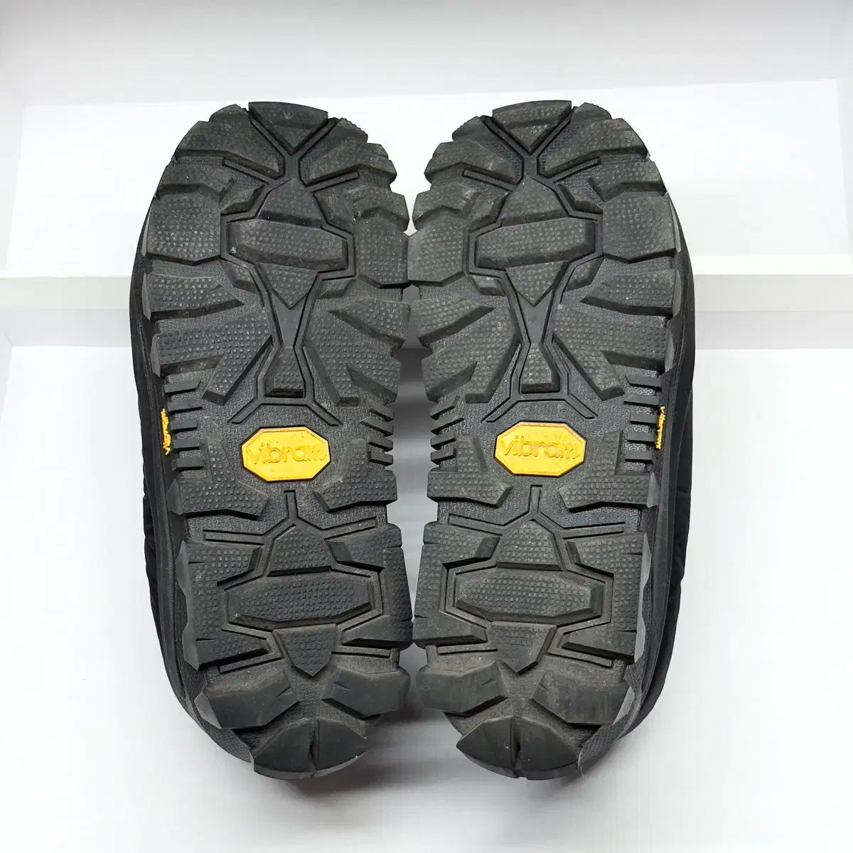AMOMENTO（アモーメント) Vibram(ビブラム) パッド入り スリッポン 6 