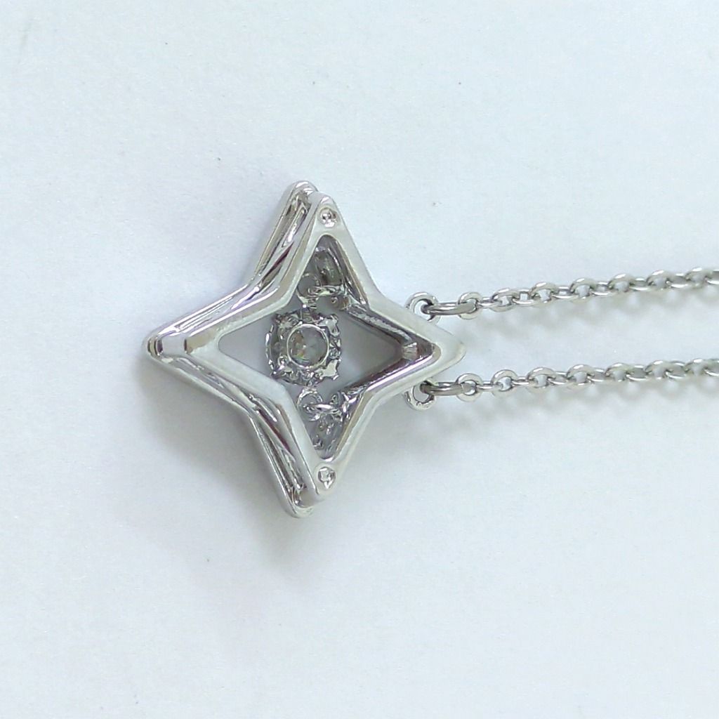 【美品】スワロフスキー スター　ネックレス SWAROVSKI スワロフスキー ネックレス レディース シルバー SK