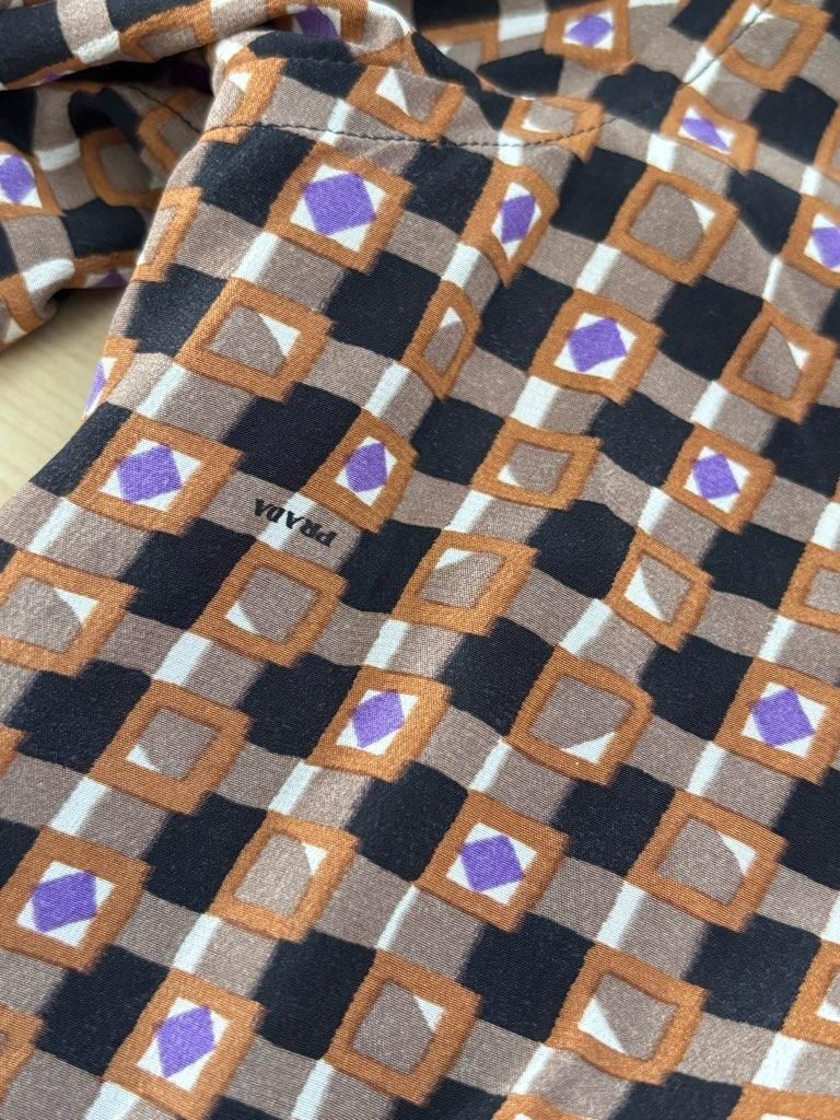 シャツワンピース