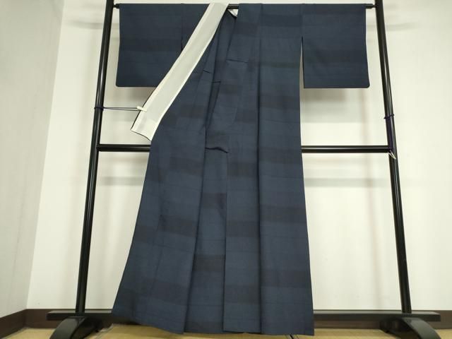 平和屋着物▽本塩沢　単衣　横段文　110亀甲　正絹　逸品　DAAV5686az 楽天市場】平和屋着物□極上 本塩沢 単衣 本塩沢絣 110亀甲 唐草文