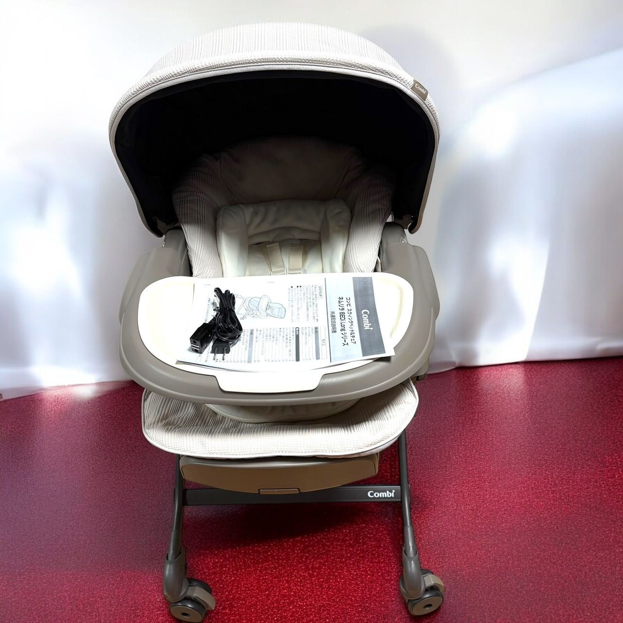 ☆ 美品 Combi コンビ 電動ハイローチェア ネムリラ AUTO SWING