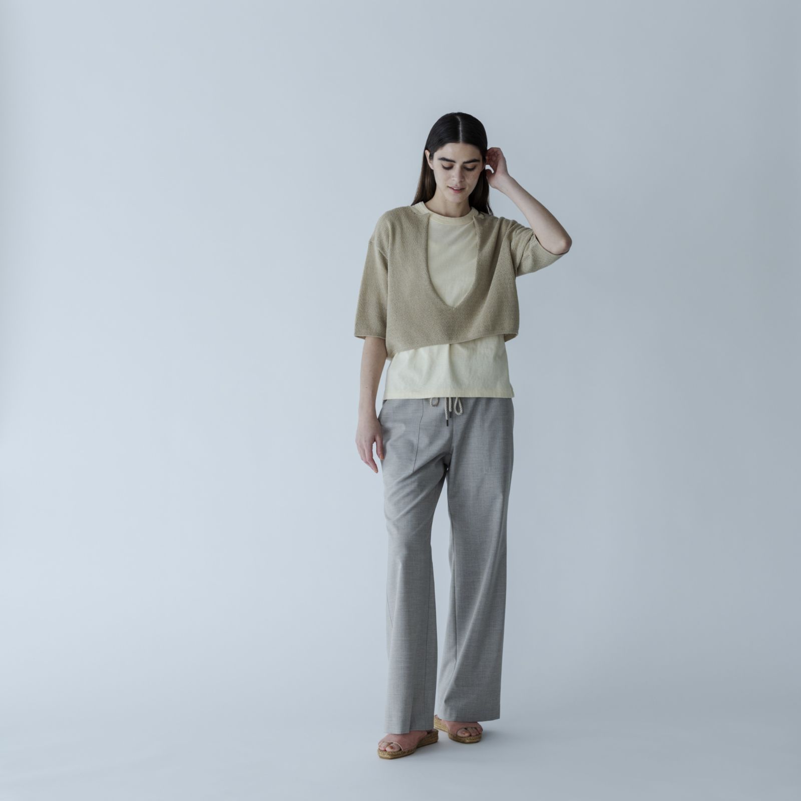 KNIT BEIGE