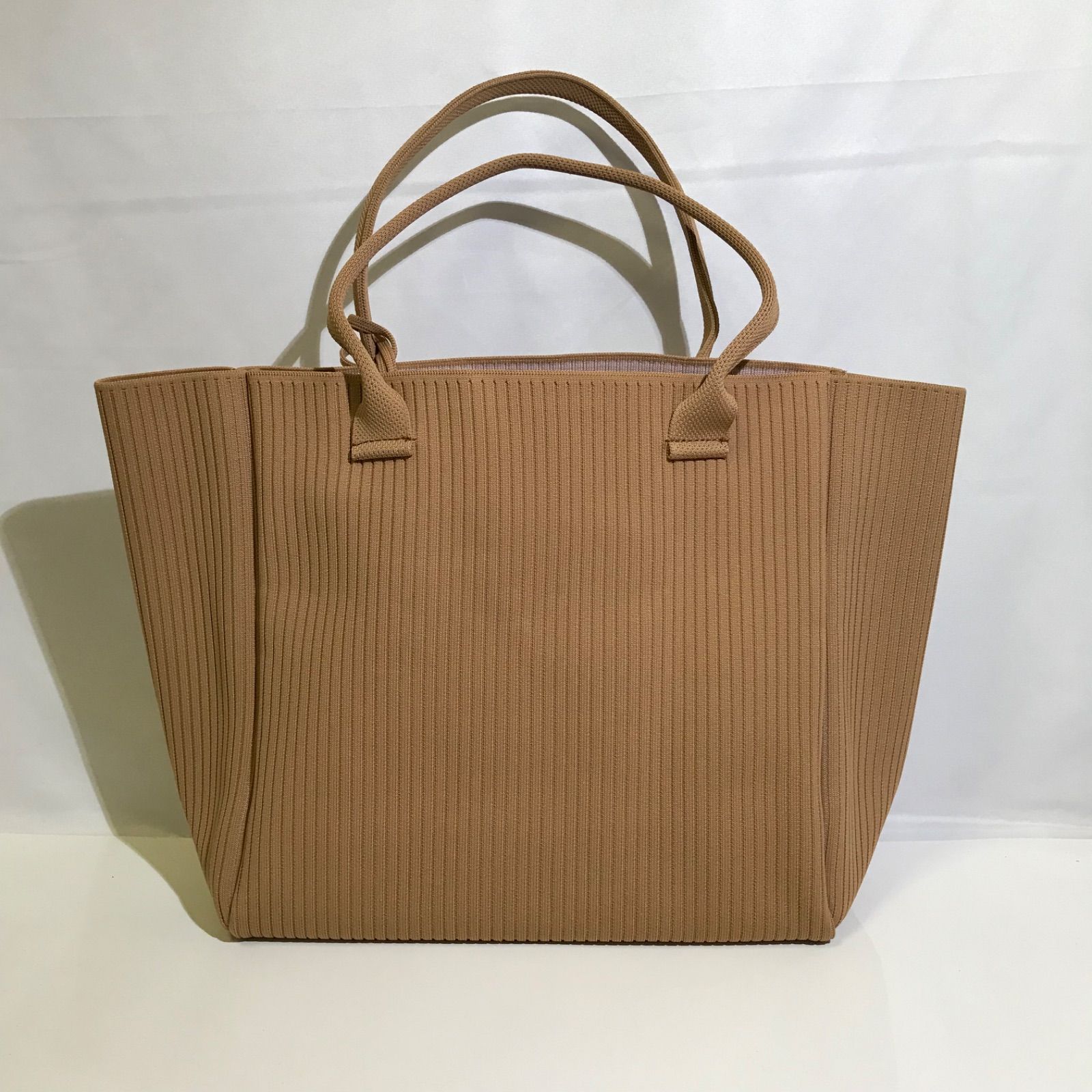 VIVAIA ビバイア　新品未使用品　トートバッグ　リバーシブル VIVAIA☆Hallie 20L超大容量 リバーシブルトートバッグ*送関税込