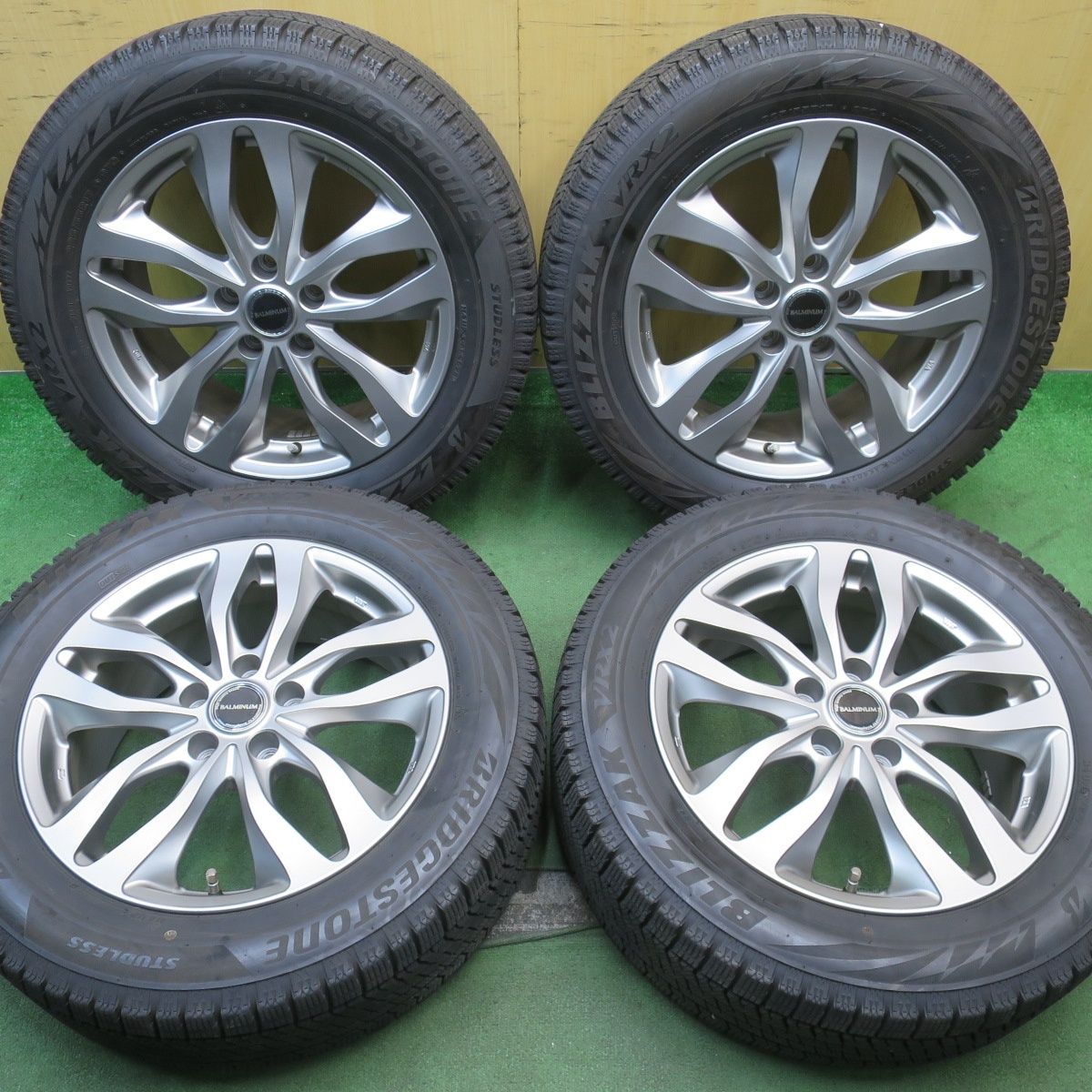 バリ溝 21年 キレイ 9.5分 スタッドレス 225 55R17 ブリヂストン ブリザック VRX2 BALMINUM バルミナ 17インチ PCD114.3 5H 5093004NJス