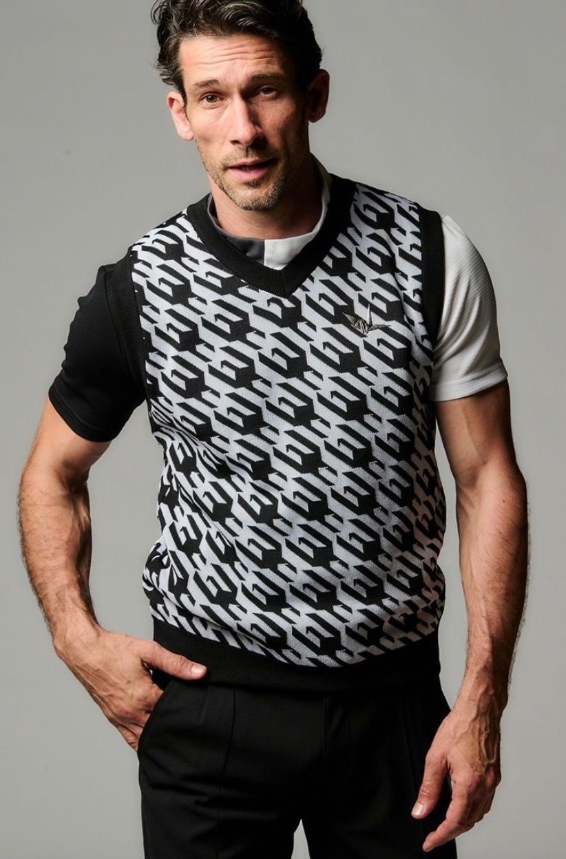 サイズS【未使用品】1PIU1UGUALE3 GOLF ロゴリブベスト ニット 1PIU1UGUALE3 GOLF ロゴリブベスト ニット サイズ3 1PIU1UGUALE3 GOLF