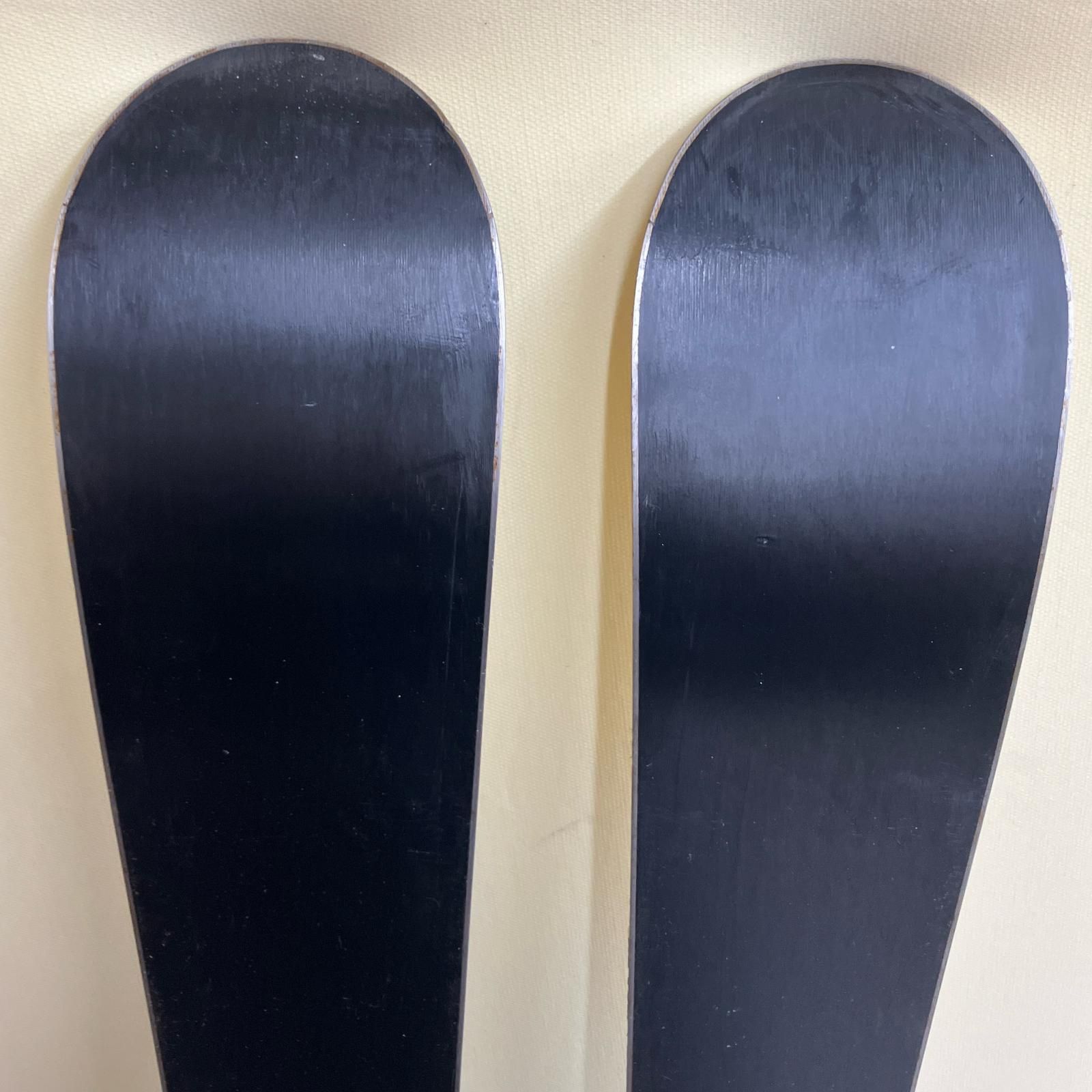 SALOMON サロモン