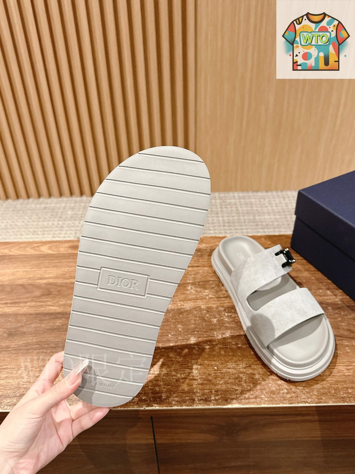 【夏を彩る洗練の一足】Dior メンズ サンダル 春夏に大活躍♪】Dior☆Dior Alpha サンダル (Dior/サンダル