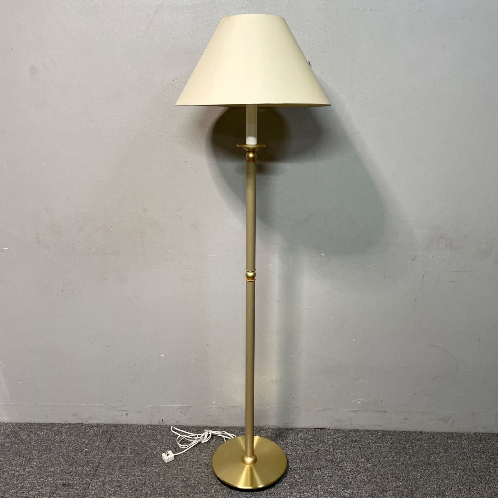 非売品 バランタイン アクリル製 LEDライト ボトルディスプレイ Amazon｜酒ボトルディスプレイシェルフ、照明付き酒棚、DIY照明付き