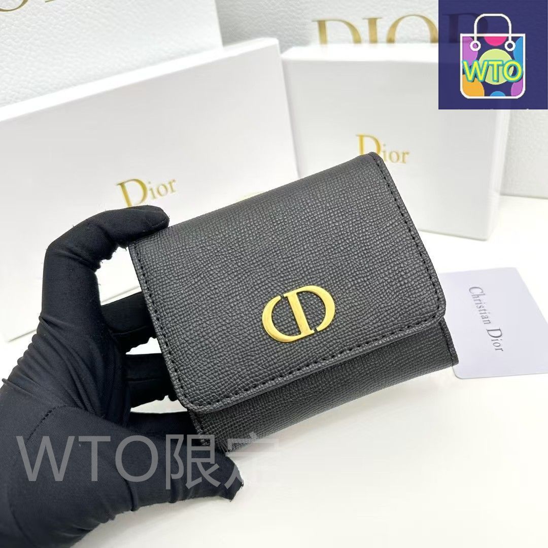 diorパレットレア 新品未使用雑貨屋値下げセール早い者勝ち新品未使用 Dior クリスチャン ディオール CDパールブレスレット