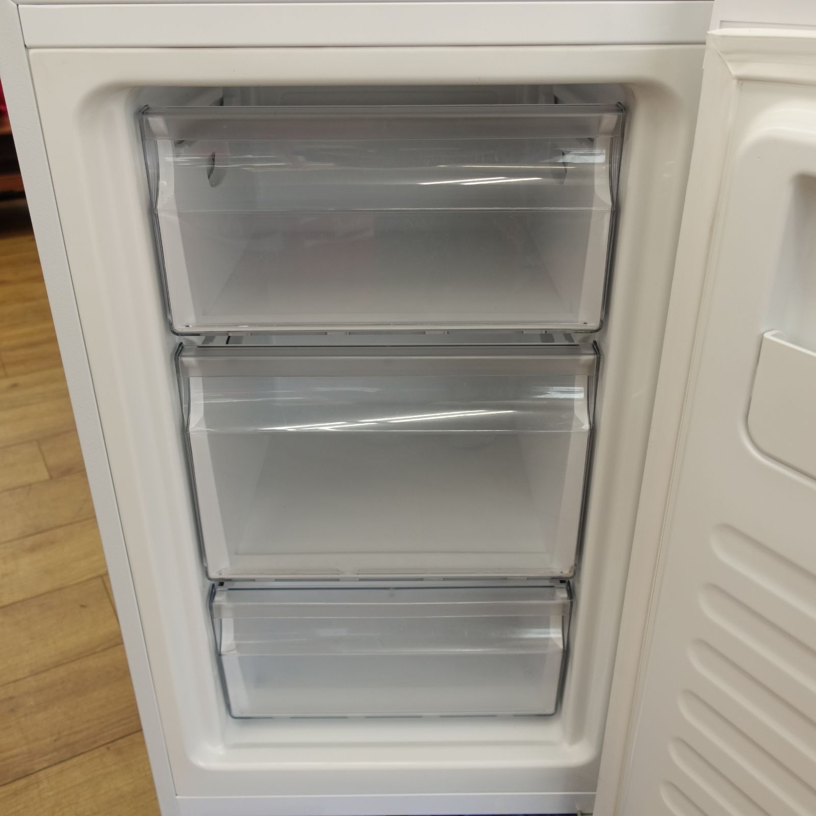 82L1ドアフリーザー