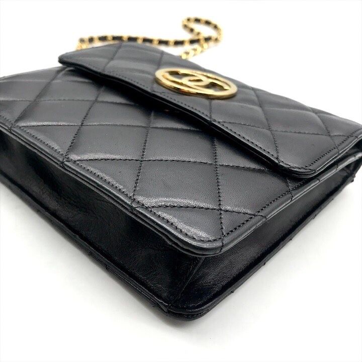 美品 CHANEL シャネル サークル ココマーク ミニ マトラッセ 17.5 ラムスキン チェーン ショルダー バッグ ブラック a3594 CHANEL - 美品 CHANEL シャネル サークル ココマーク ミニ マトラッセ