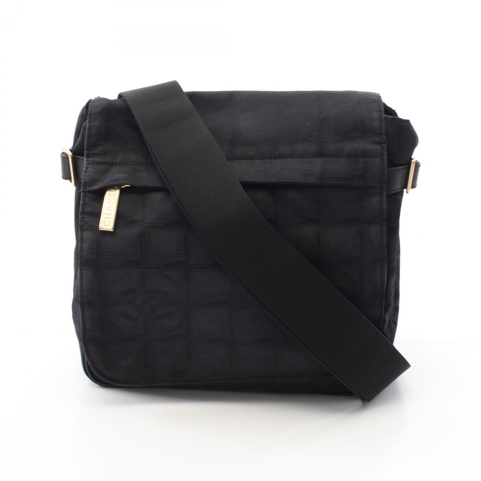 CHANEL ニュートラベルライン ホーボー ワンショルダーバッグ 8番台 黒 CHANEL ニュートラベルライン ホーボー ワンショルダーバッグ 8