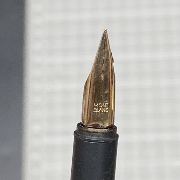 WATERMAN 18K 750 万年筆　【おまけ】モンブラン万年筆 WATERMAN 18K 750 万年筆 【おまけ】モンブラン万年筆 ウォーターマン