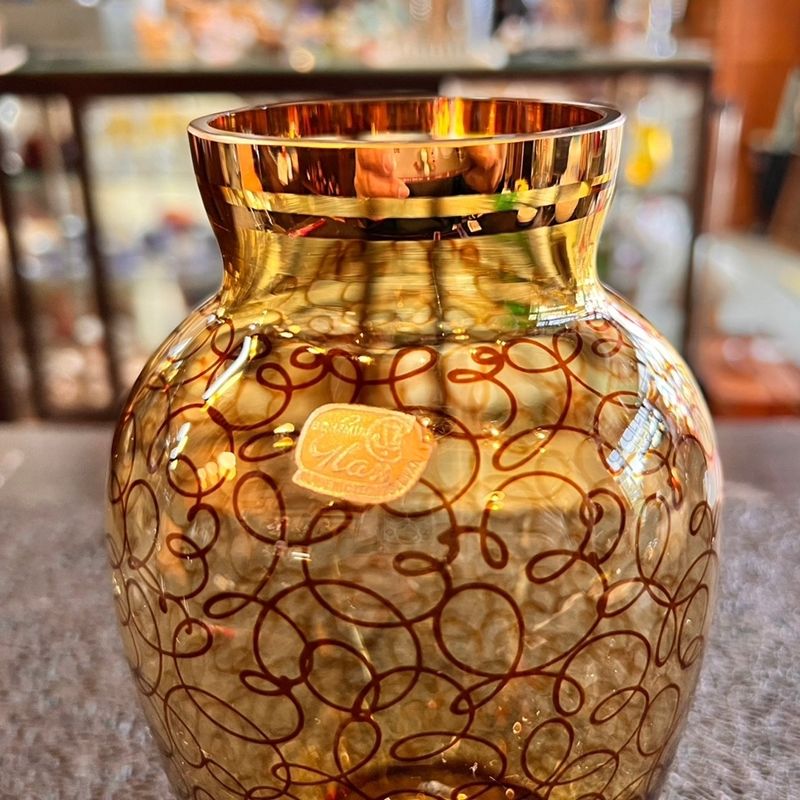 アンティーク 花瓶 ボヘミアガラス 高さ17cm BOHEMIA ボヘミアンガラス フラワーベース チップ有り 綺麗 琥珀色 イエローベース ぐるぐる  オシャレ ME0508-11