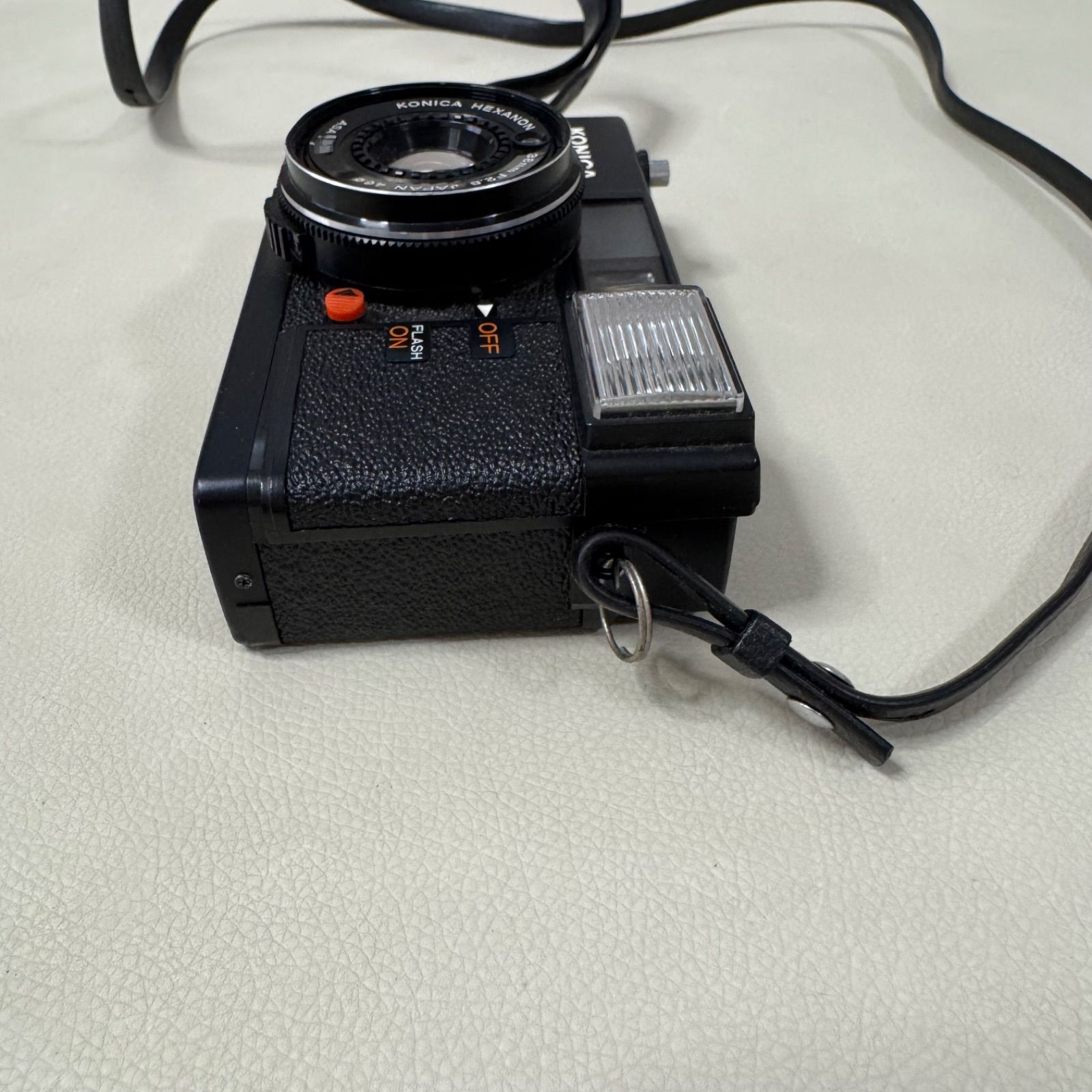 KONICA C35 コンパクトフィルムカメラ　動作確認済み Konica コニカ C35 フィルムカメラ 動作確認済