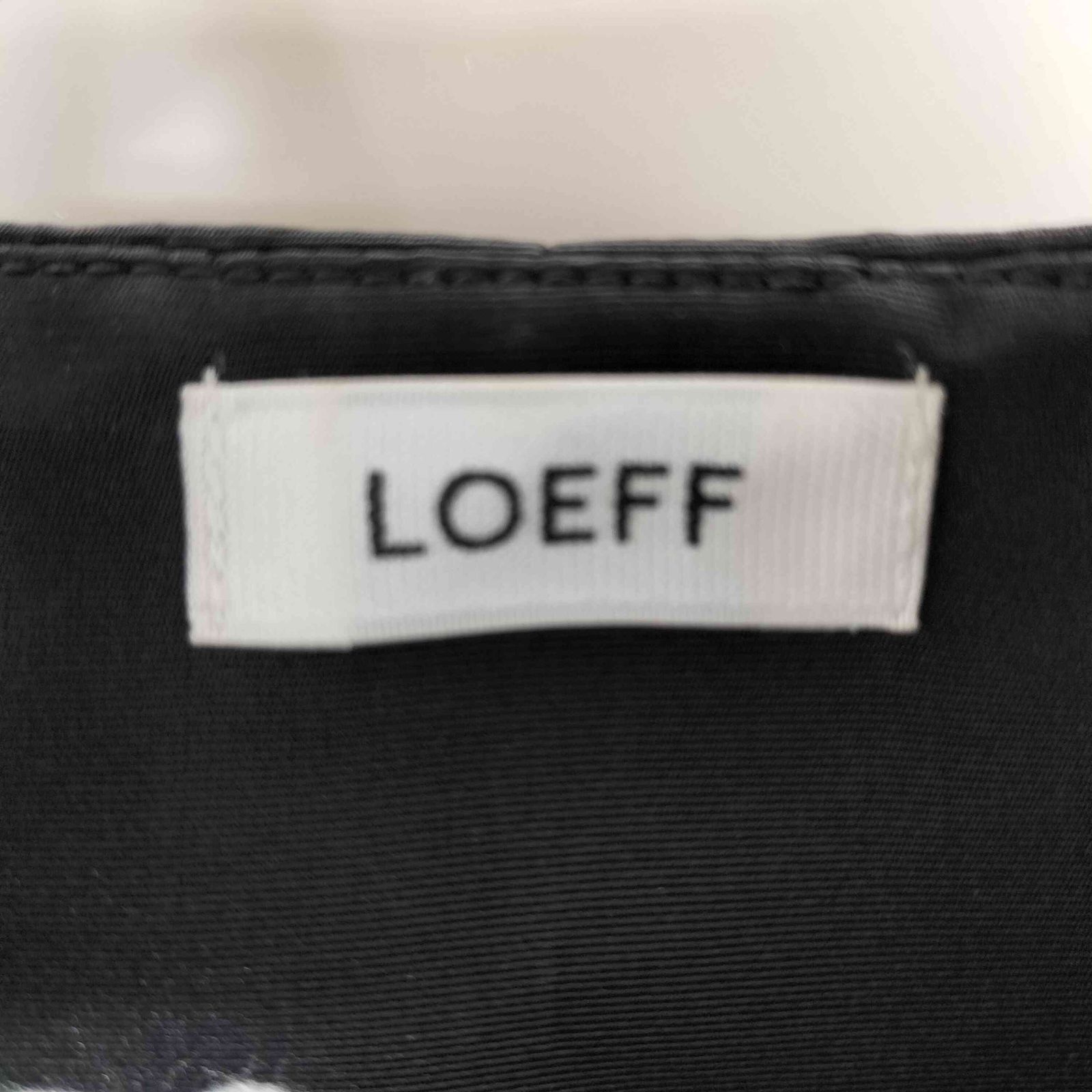 ロエフ LOEFF ワタスゲジャガード ジレ レディース FREE - メルカリ