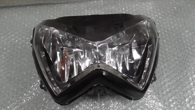 Z250 ER250C-013xxx の ヘッドライト 傷 1745284509