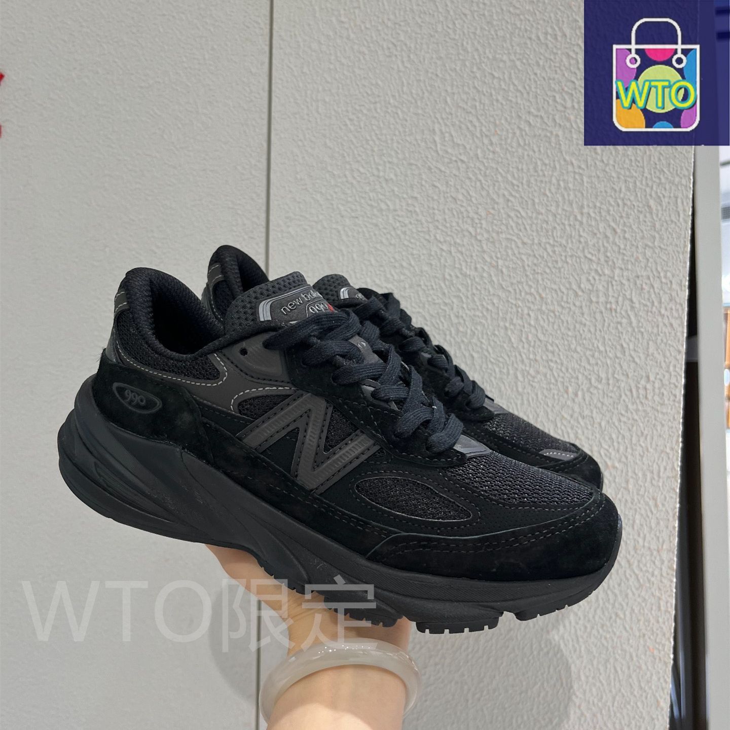 ニューバランス 990V6 トリプルブラックNew Balance 990V6