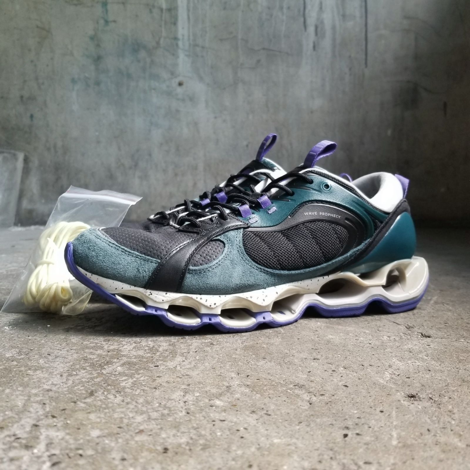 メンズ MIZUNO × グラフペーパー WAVE PROPHECY β2 27.5