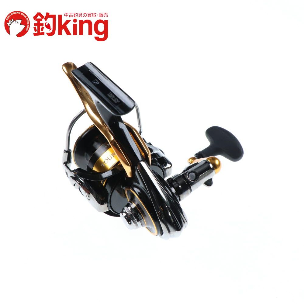 ダイワ 22 トーナメントISO 3000XH-LBD /V126M 美品 メジナ クロ