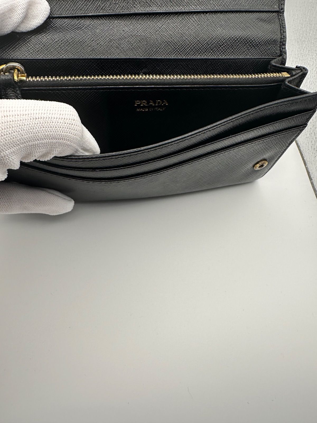 PRADA ブラック 長財布 サフィアーノレザー - メルカリ