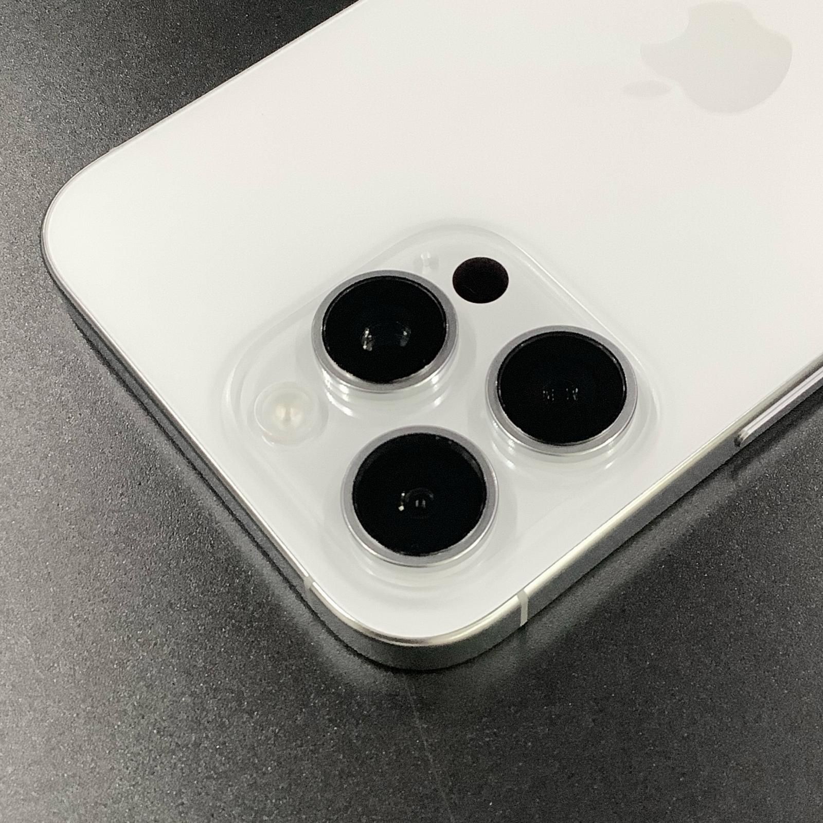 iPhone 16 Pro Max 256GB ホワイトチタニウム SIMフリー 白ロム 動作