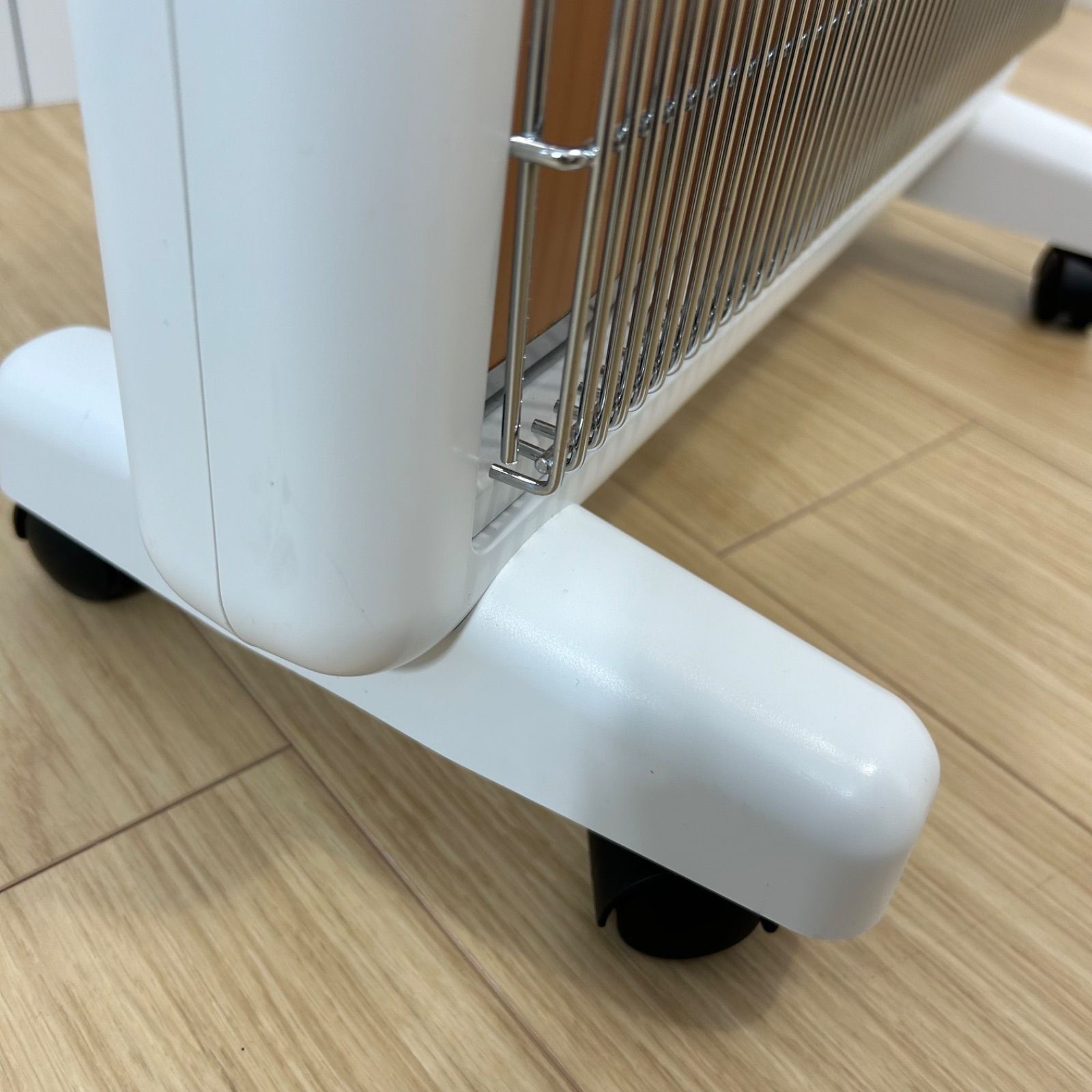 色 サンルミエ E800L-TM ホワイト ヒーター 遠赤外線ヒーター 電気ストーブ MARWIL-DEMENAGEMENTS_CH