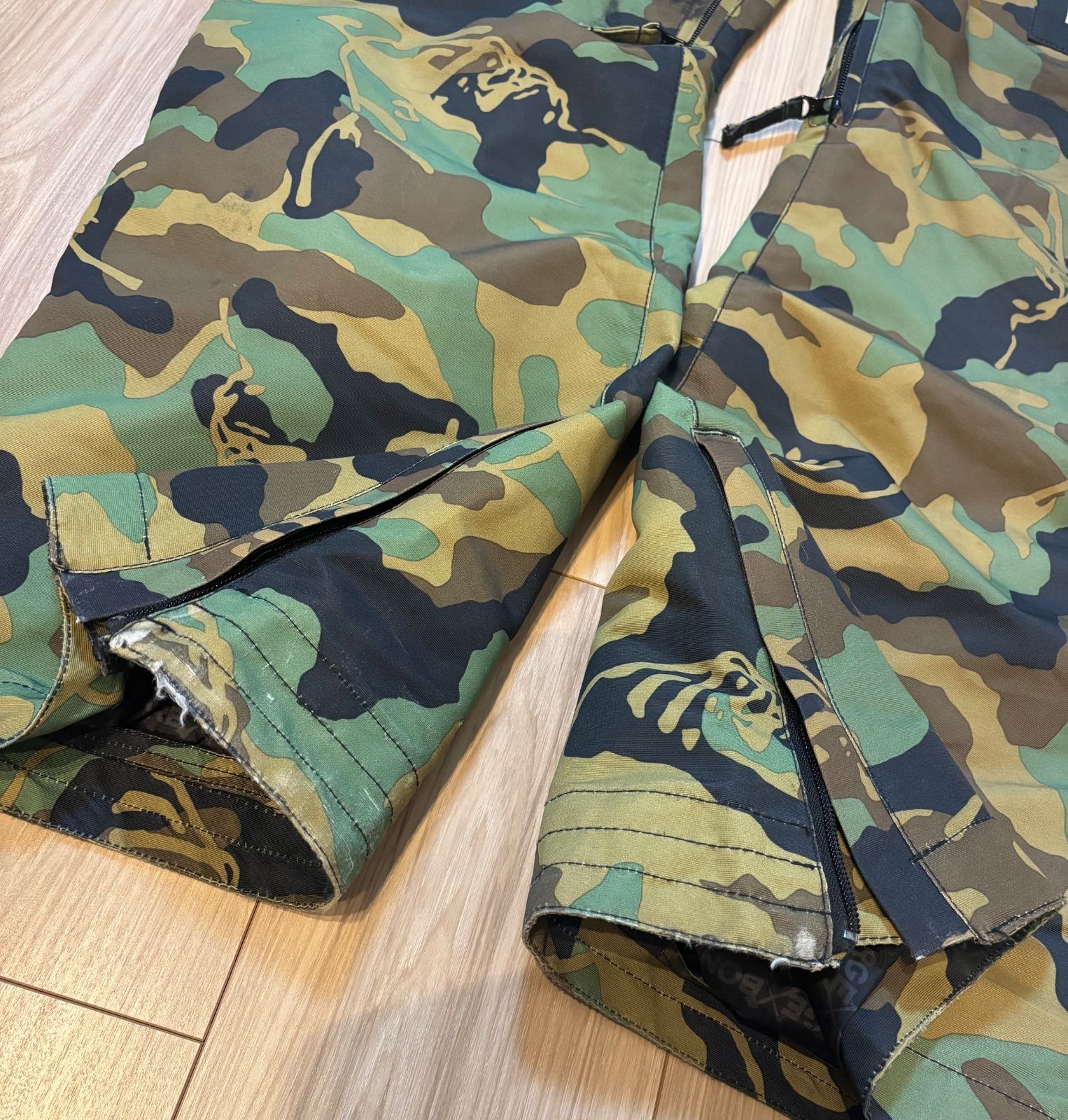 エクストララージ XLARGE BONFIRE 上下セット スノージャケット ウェア