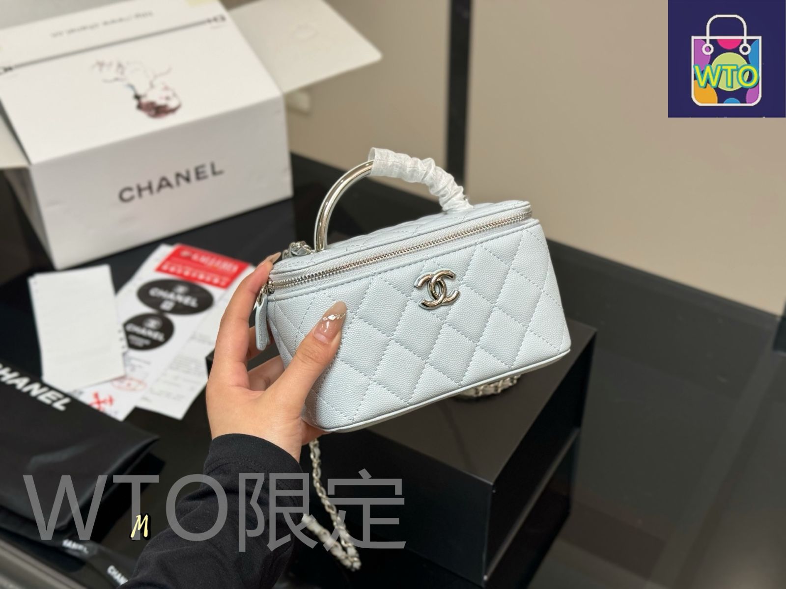 【上品で機能的♪】CHANEL ロング ヴァニティケース ロング ヴァニティケース - グレインド カーフスキン、ピンク