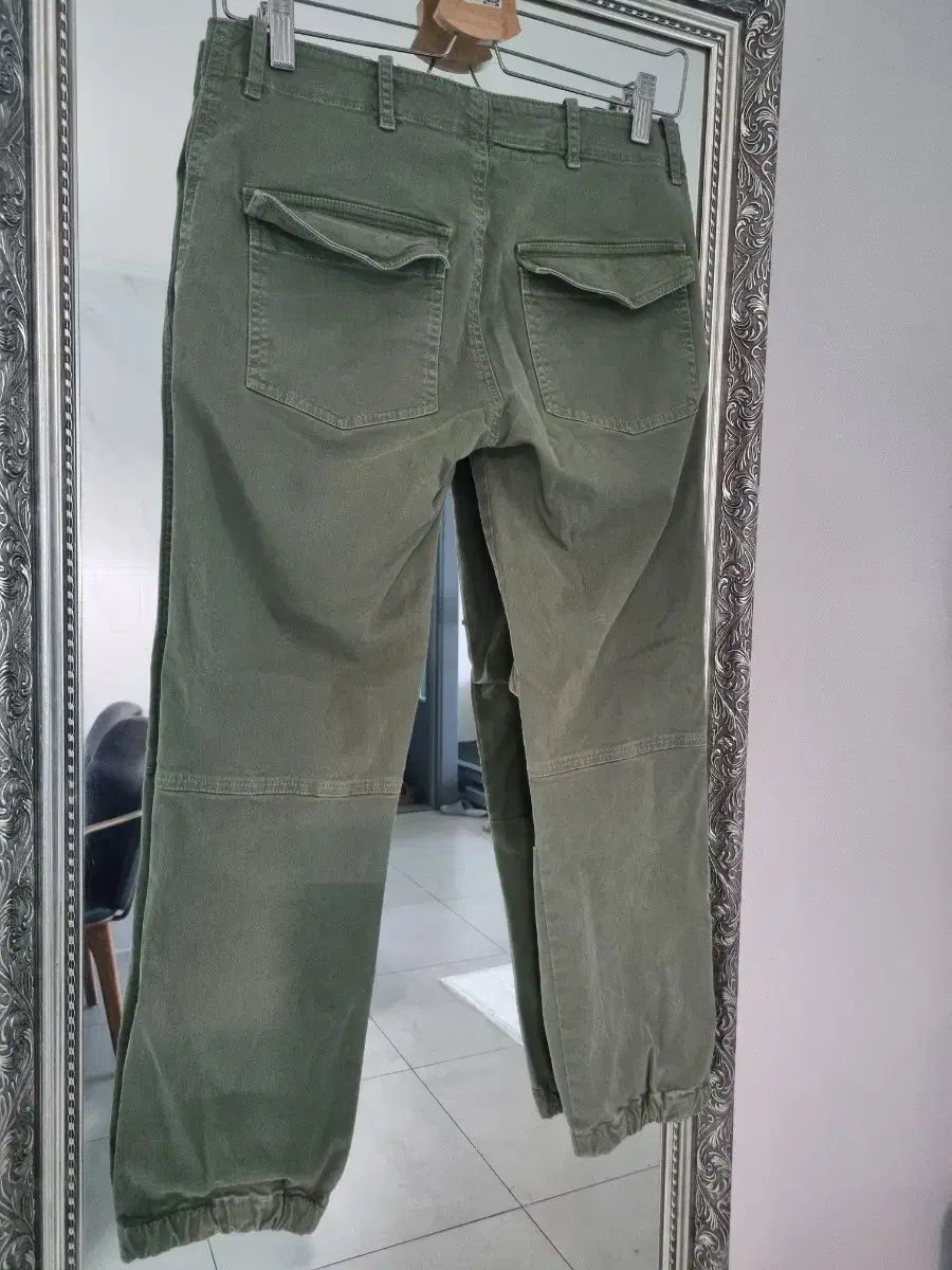 クロップド ミリタリー