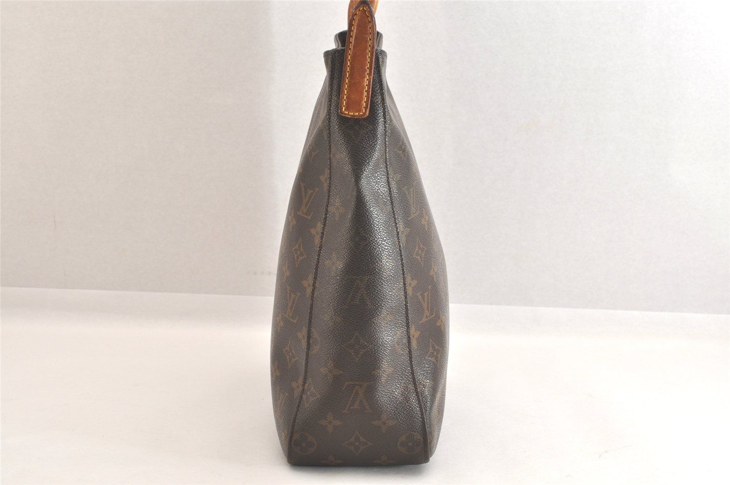 ショルダーバッグ M51145