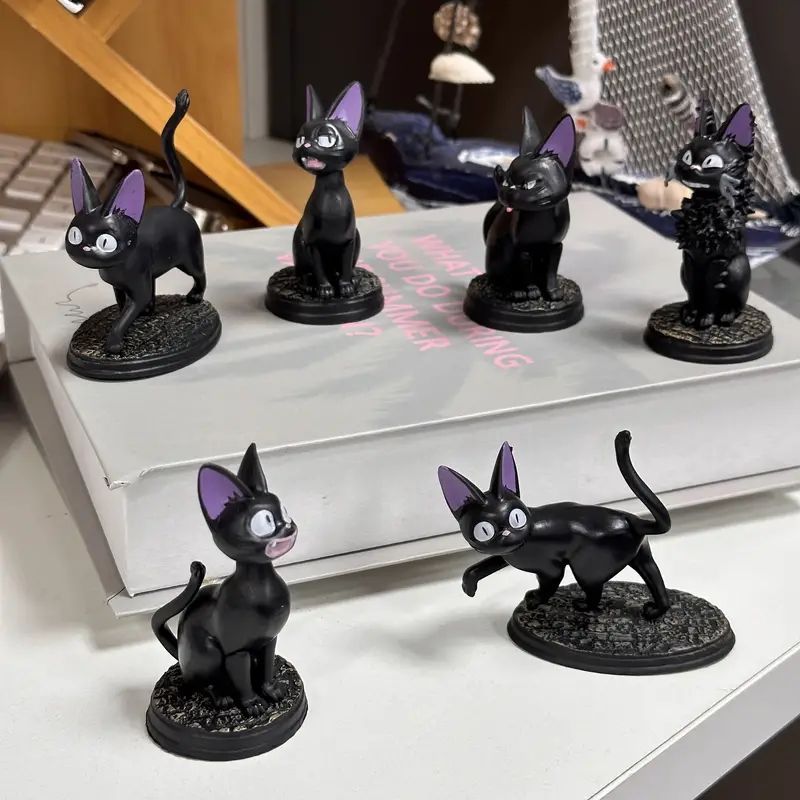 黒猫フィギュアコレクションセット｜ユニークなポーズのPVCミニチュア猫