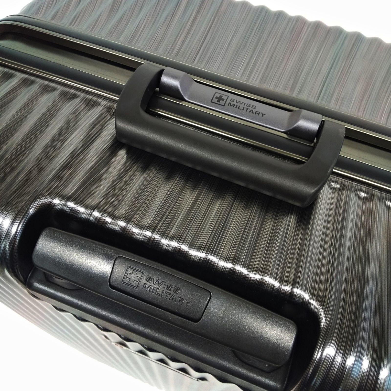 スイスミリタリー　スーツケース　28インチ ブラック　105L　TSAロック スイスミリタリー キャリーバッグ 28インチ 軽量 スーツケース