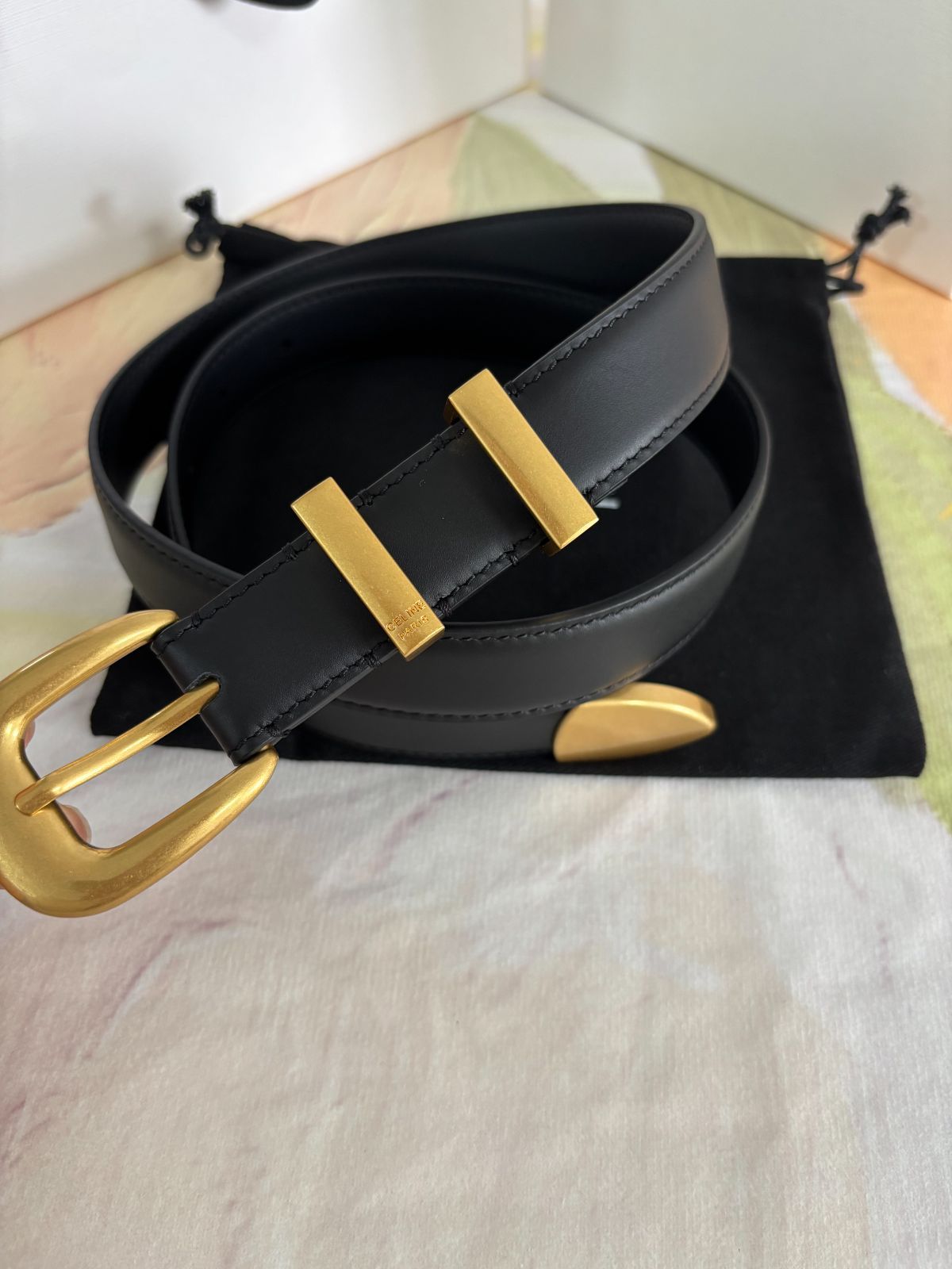 レディース CELINE セリーヌ ウエスタンベルト ブラック - メルカリ レディース CELINE セリーヌ ウエスタンベルト ブラック - メルカリ