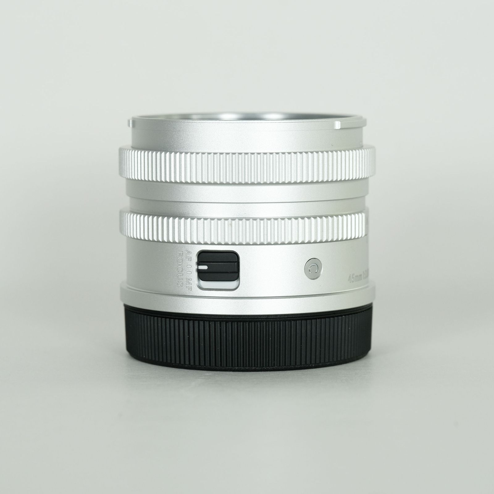 Sigma 45mm F2.8 DG シルバー | 新品 45mm F2.8 DG シルバー | Contemporary / Lマウント用: 交換
