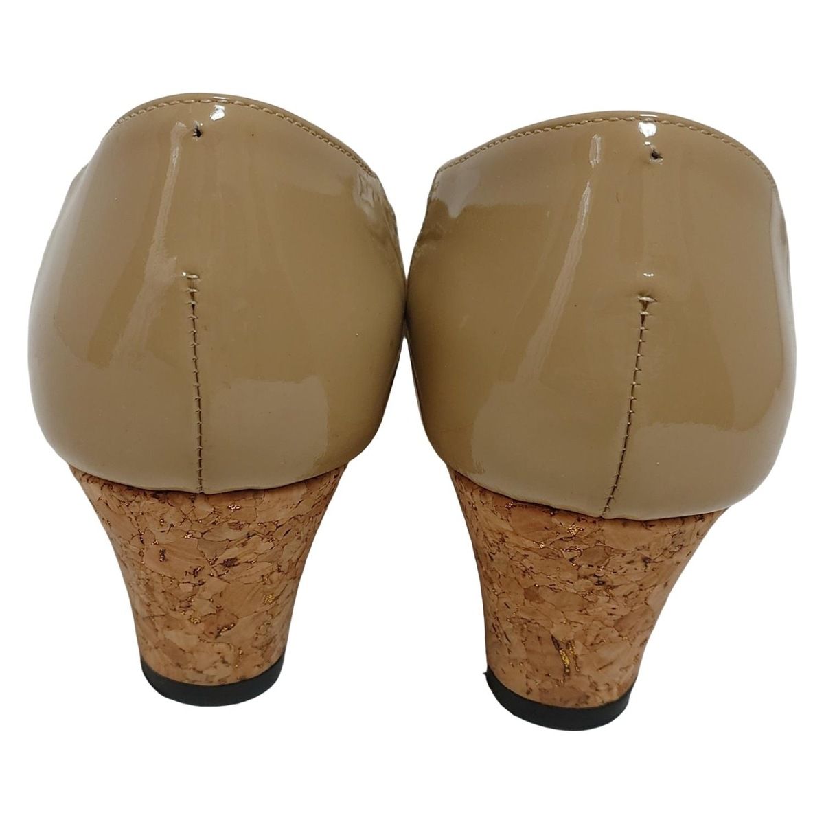 【箱付き】【美品】ダイアナ　エナメルパンプス　ピンクベージュ　ベージュ23.5 新品未使用！ DIANA パンプス ピンクベージュ エナメル - メルカリ