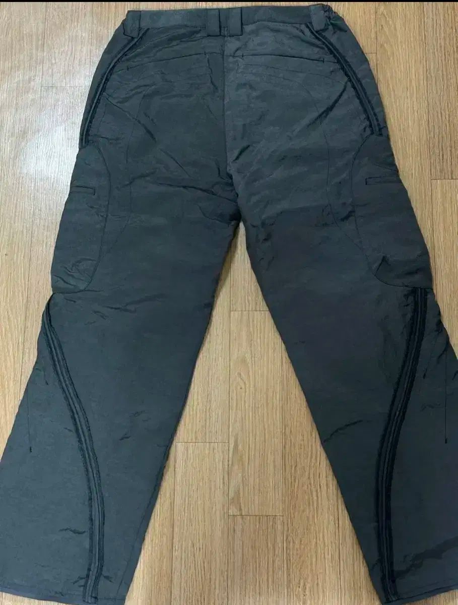 パンツ