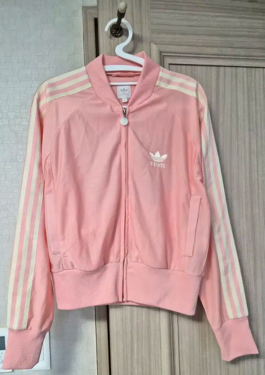 adidas(アディダス) ピンク x バニラ トラック ジャージ adidas