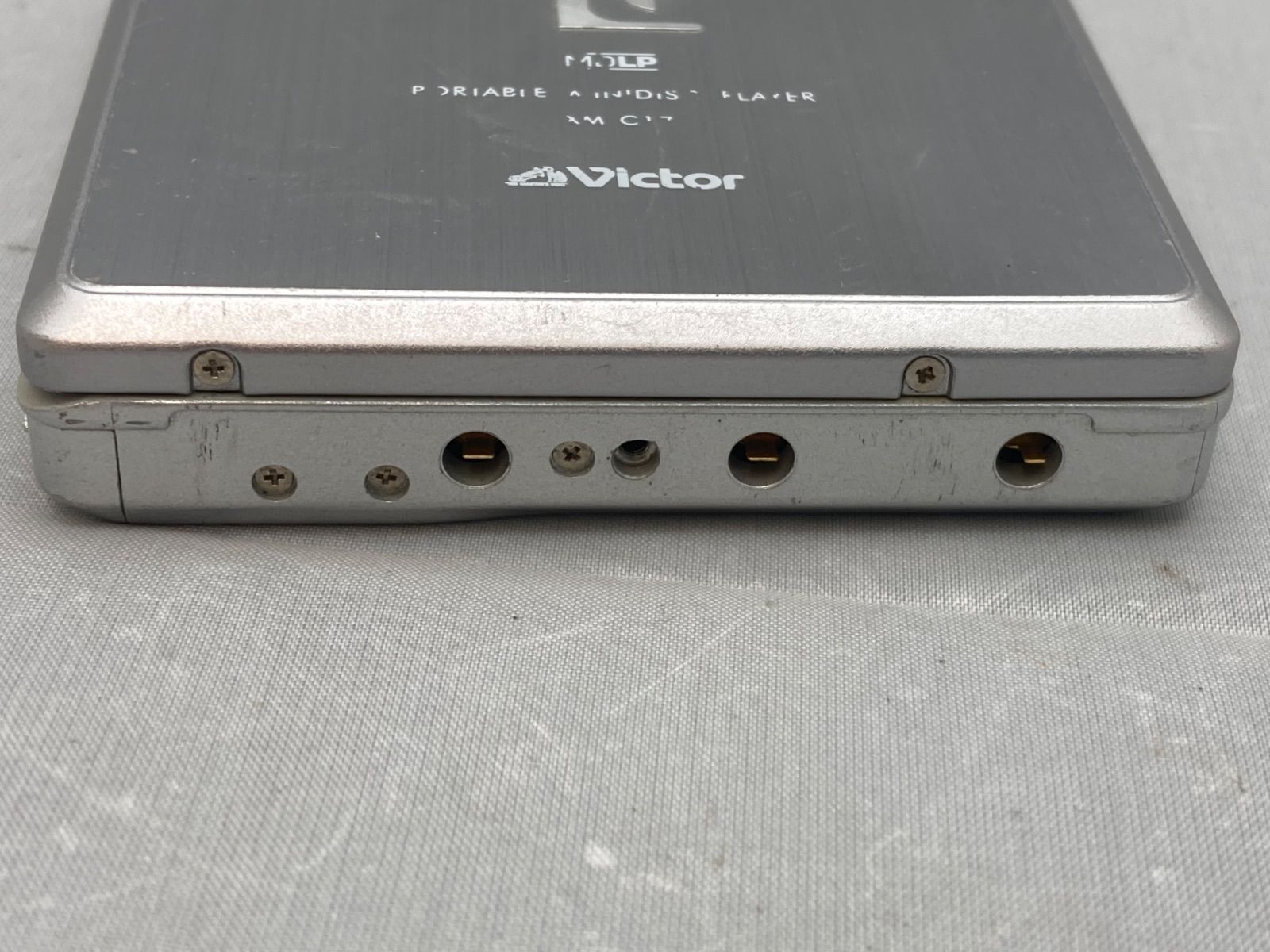 【中古】非常に良いVictor JVC ポータブルＭＤプレイヤーＸＭ-Ｃ17-S 418pNrSce8L._AC_SY200_QL15_.jpg