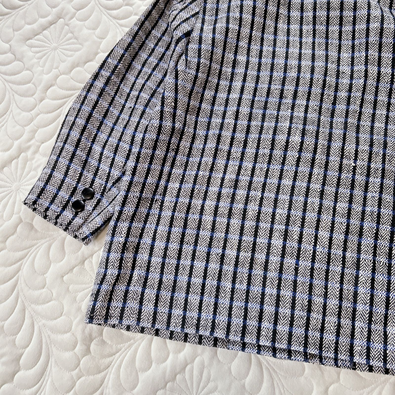 ブラック|ブルー|ホワイト